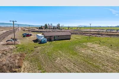 23810 Gaines Road, Merrill, OR 97633 - Photo 24