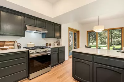 60768 Breckenridge Street, Bend, OR 97702 - Photo 10