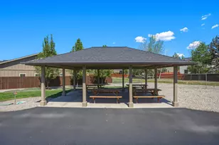 2933 NW Hemlock Ln, Redmond, OR 97756 - Photo 46