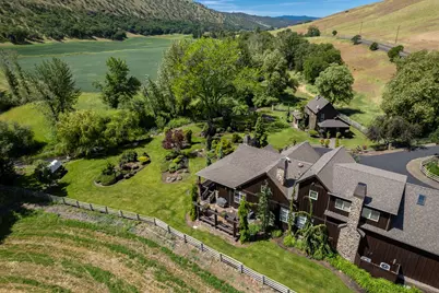 6100 Eightmile Road, The Dalles, OR 97058 - Photo 4