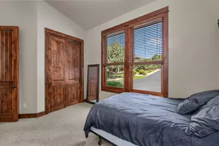 1144 Highland View Loop, Redmond, OR 97756 - Photo 32