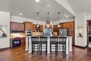 1144 Highland View Loop, Redmond, OR 97756 - Photo 8