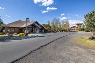 1144 Highland View Loop, Redmond, OR 97756 - Photo 60