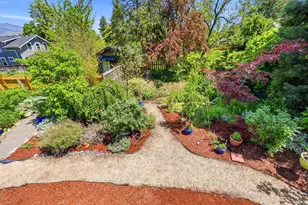 200 Harrison St, Ashland, OR 97520 - Photo 32