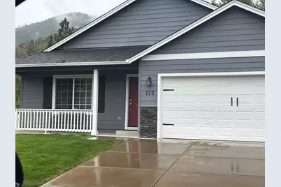 126 Sienna Way, Rogue River, OR 97537 - Photo 2