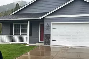 126 Sienna Way, Rogue River, OR 97537 - Photo 2