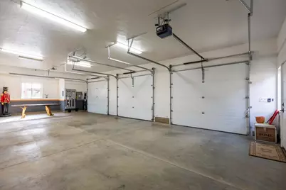 67167 Highway 20, Bend, OR 97703 - Photo 42