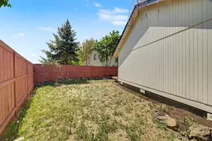 62803 Snowcap Ct, Bend, OR 97701 - Photo 22