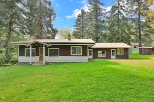 544 Lou Gray Dr, Myrtle Creek, OR 97457 - Photo 1