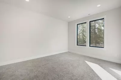 334 SW Roosevelt Avenue #Unit 4, Bend, OR 97702 - Photo 16