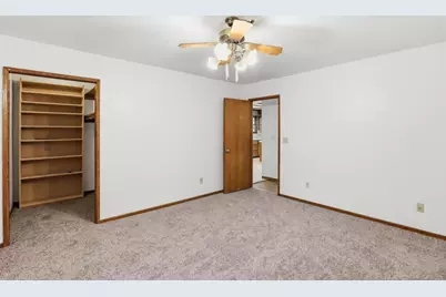 301 Red Spur Drive, Grants Pass, OR 97527 - Photo 18
