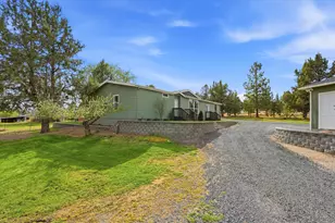 64992 Valeview Dr, Bend, OR 97703 - Photo 44