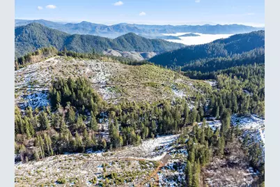 Upper Joe Creek Road #5200, Grants Pass, OR 97526 - Photo 22