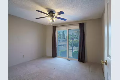 604 Hemlock Avenue, Central Point, OR 97502 - Photo 14