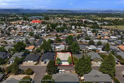 783 Columbine Way, Central Point, OR 97502 - Photo 34
