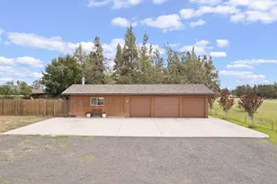 62636 Erickson Rd, Bend, OR 97701 - Photo 40