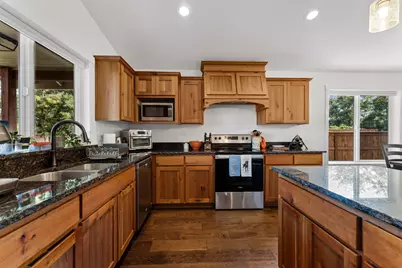 183 Lincoln Road, Grants Pass, OR 97526 - Photo 20