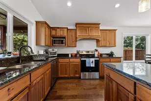 183 Lincoln Rd, Grants Pass, OR 97526 - Photo 20