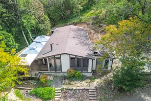 767 Bailey Dr, Grants Pass, OR 97527 - Photo 4