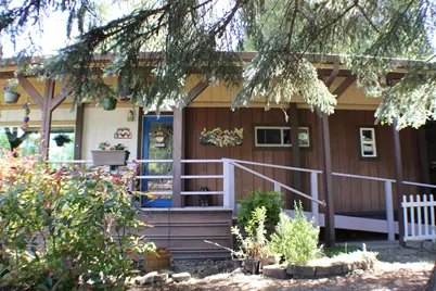 6226 E Evans Creek Road #Unit 12, Rogue River, OR 97537 - Photo 2