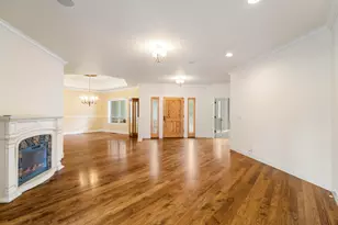 17045 Shawnee Cir, Bend, OR 97707 - Photo 8