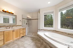 17045 Shawnee Cir, Bend, OR 97707 - Photo 28