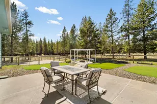 17045 Shawnee Cir, Bend, OR 97707 - Photo 44