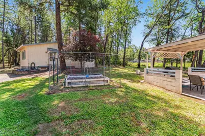 580 Portland Avenue, Grants Pass, OR 97526 - Photo 52