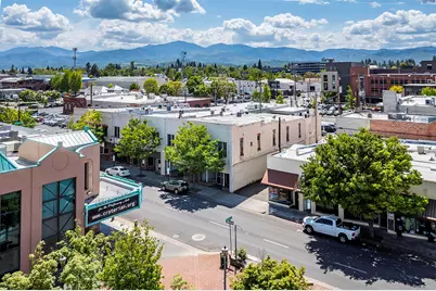 26 S Central Avenue, Medford, OR 97501 - Photo 2