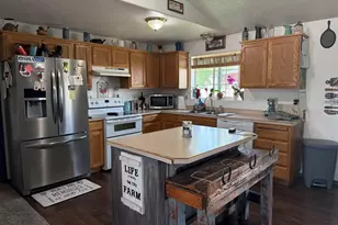 2329 NE Yellowpine Rd, Prineville, OR 97754 - Photo 16
