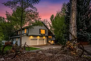 1176 NE Barnes Rd, Prineville, OR 97754 - Photo 2