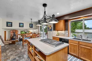 1176 NE Barnes Rd, Prineville, OR 97754 - Photo 14