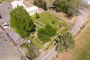 1176 NE Barnes Rd, Prineville, OR 97754 - Photo 38