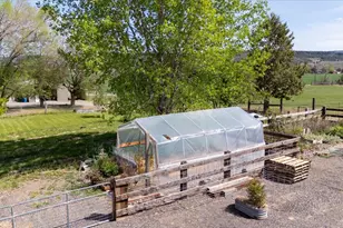 1176 NE Barnes Rd, Prineville, OR 97754 - Photo 36