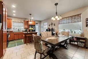 2160 Crestbrook Rd, Medford, OR 97504 - Photo 6