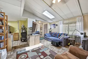 16050 Elderberry Ln, La Pine, OR 97739 - Photo 12