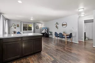21275 Thornhill Ln, Bend, OR 97701 - Photo 8