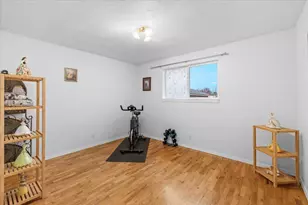 166 Mace Rd, Medford, OR 97501 - Photo 16