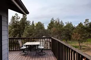 999 NE King Way, Redmond, OR 97756 - Photo 22