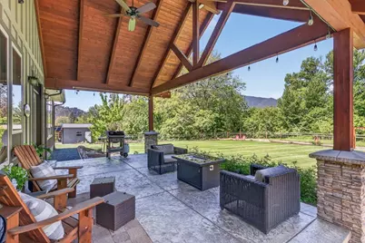 469 Wards Creek Road, Rogue River, OR 97537 - Photo 44