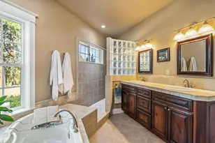 54641 Silver Fox Dr, Bend, OR 97707 - Photo 42
