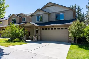 19733 Aspen Meadows Dr, Bend, OR 97702 - Photo 6
