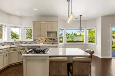 1527 Pebble Beach Court, Medford, OR 97504 - Photo 10
