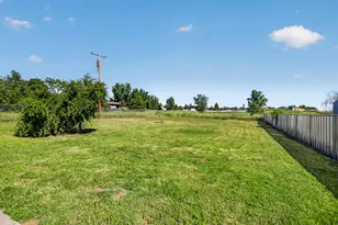550 Experiment Station Rd, Medford, OR 97501 - Photo 24