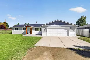 550 Experiment Station Rd, Medford, OR 97501 - Photo 1