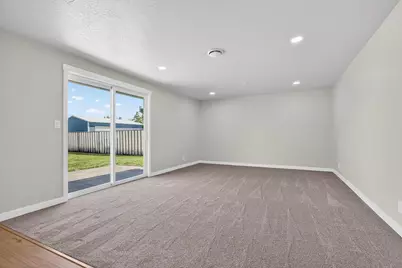 550 Experiment Station Road, Medford, OR 97501 - Photo 6