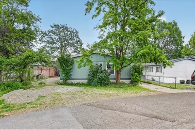 742 2nd Avenue #SPC 19, Gold Hill, OR 97525 - Photo 2