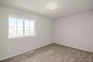 63201 NE Carly Ln, Bend, OR 97701 - Photo 22