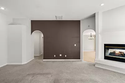 2738 Kerrisdale Ridge Drive, Medford, OR 97504 - Photo 8