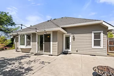 2738 Kerrisdale Ridge Drive, Medford, OR 97504 - Photo 30